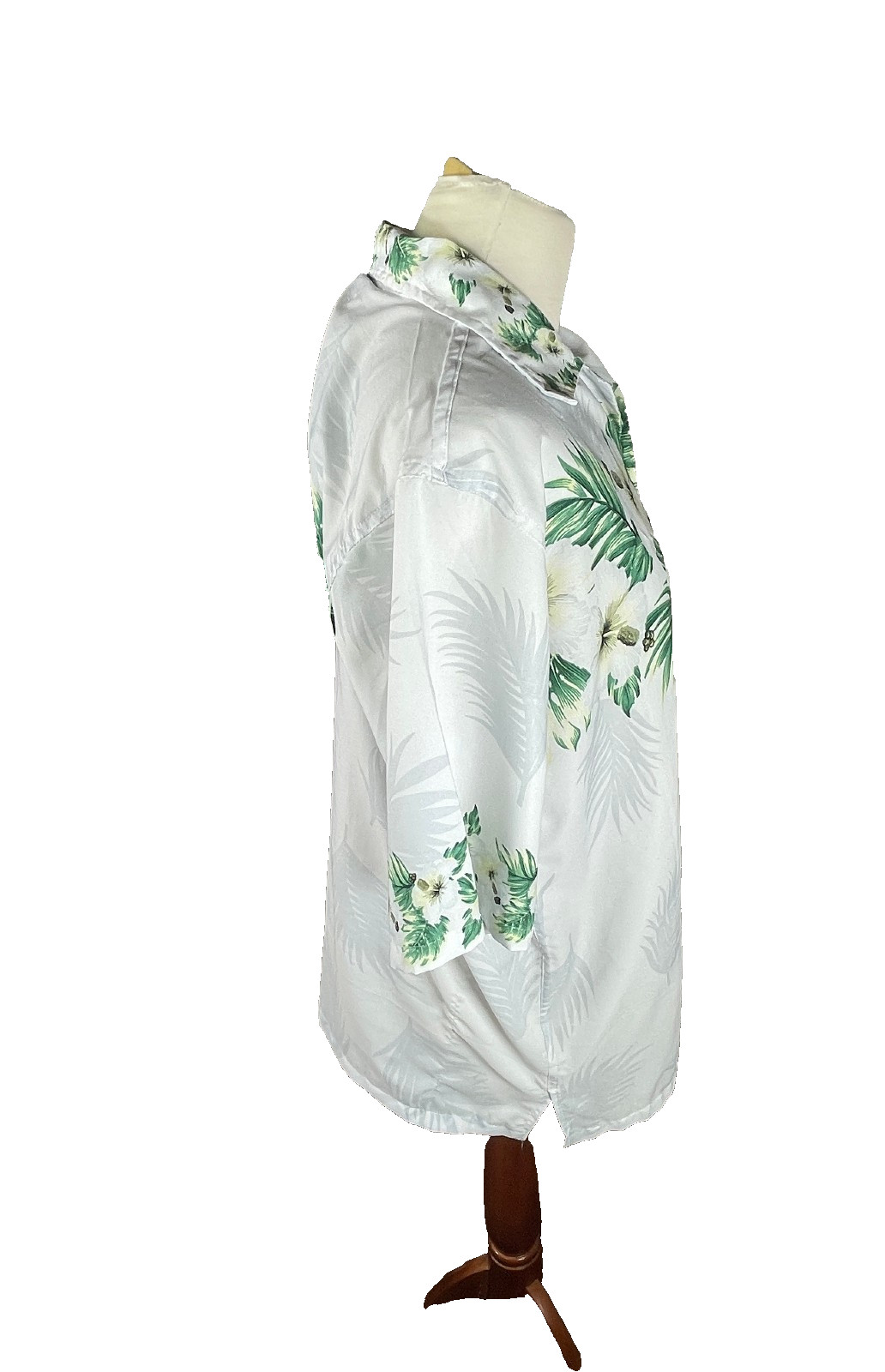 Dolphino Collection Mens Shirt Large Floral Leaves Side Slit Collared Hawaiian