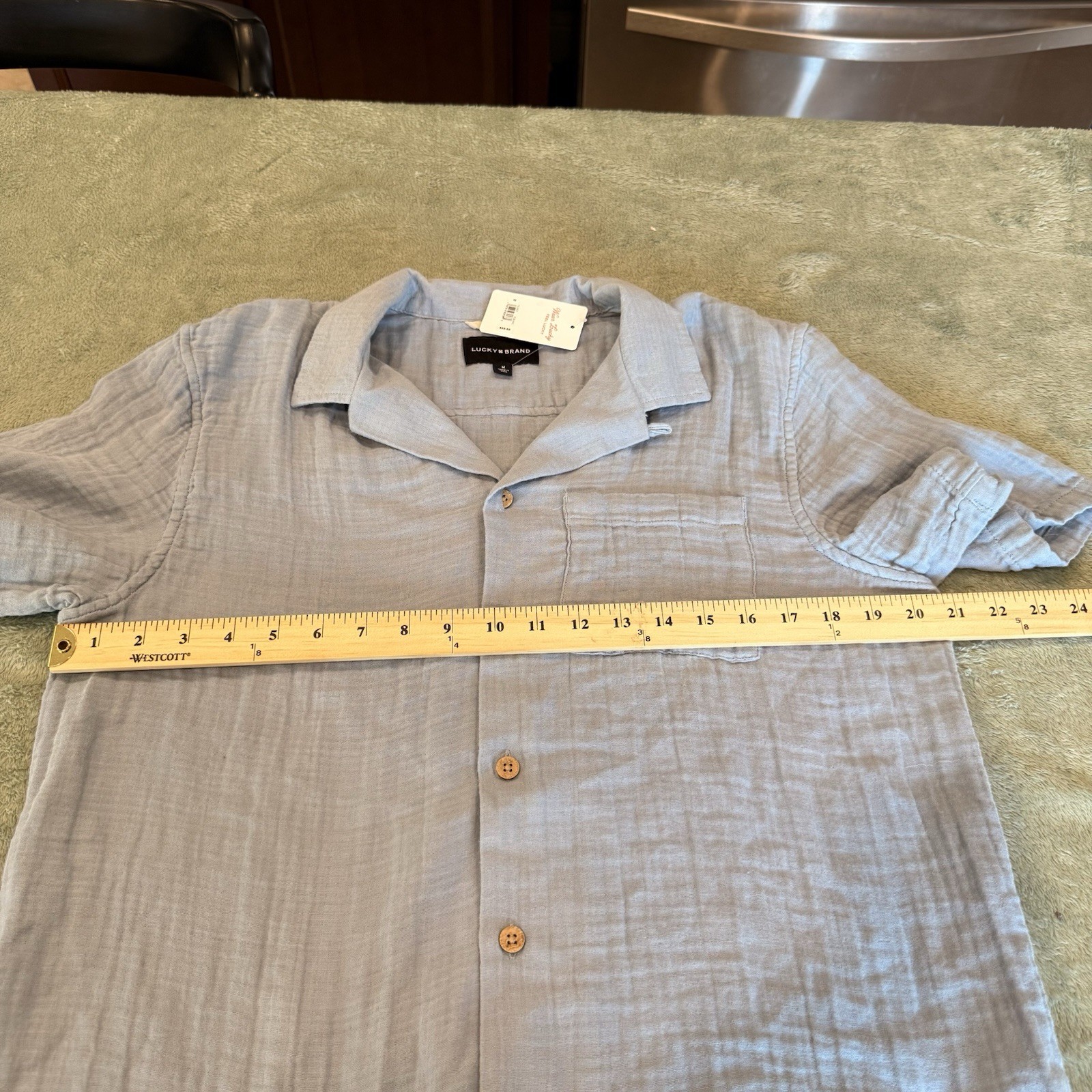 Lucky Brand Men’s Medium Blue Gauze Button Up Camp Shirt NWT