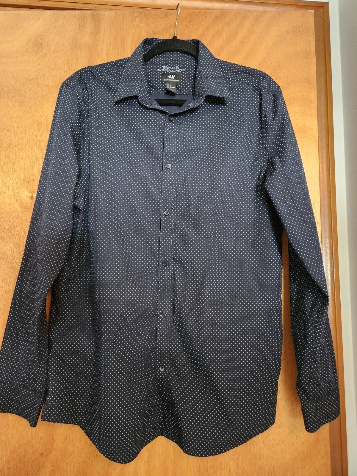 H&M Slim Fit Mens Size L Navy Blue w/ White Dots Long Sleeve Button Up Shirt NEW