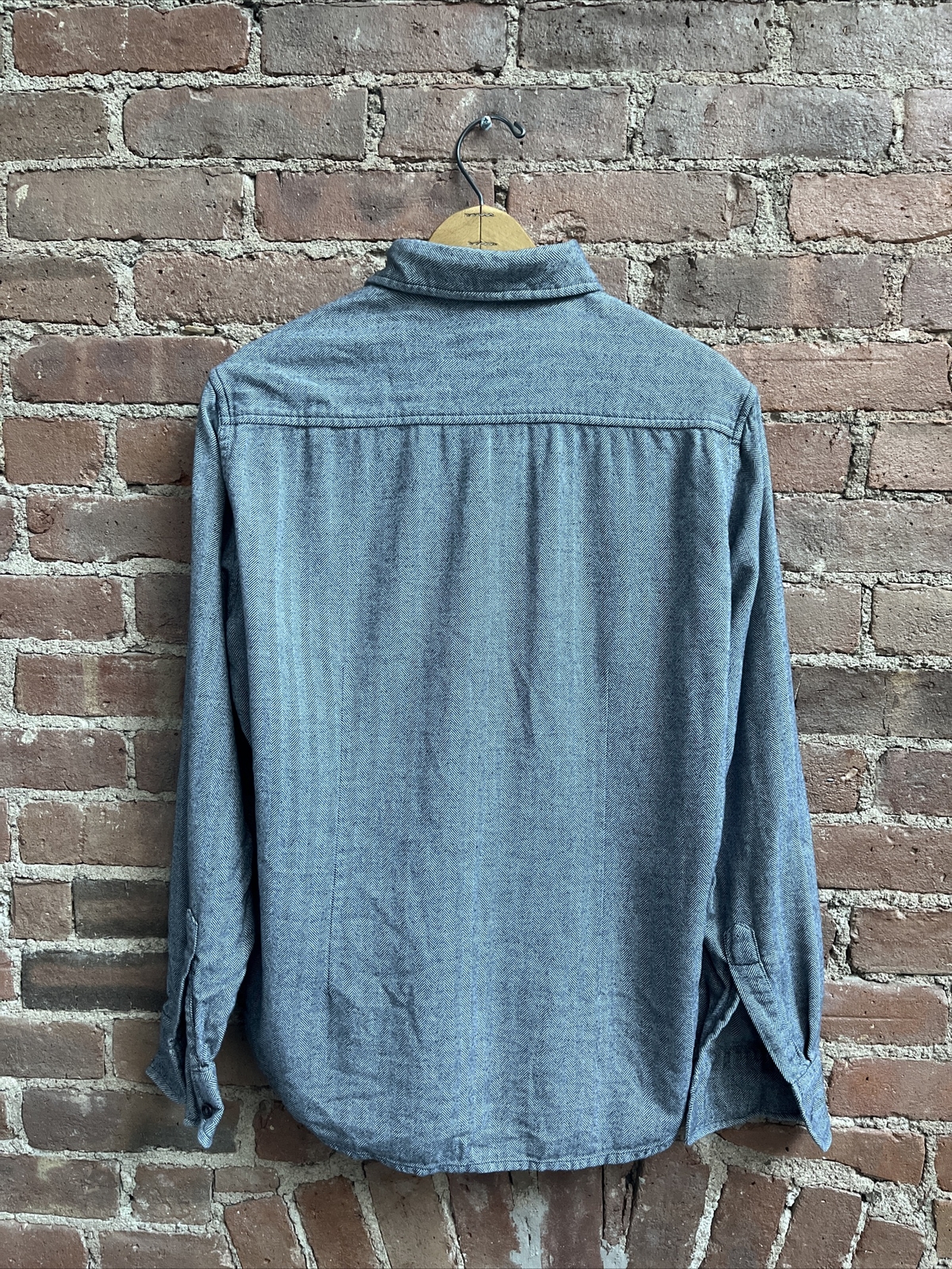 Brooklyn Tailors Men’s Shirt, Sz Large, Indigo Herringbone Jacquard, Nepal