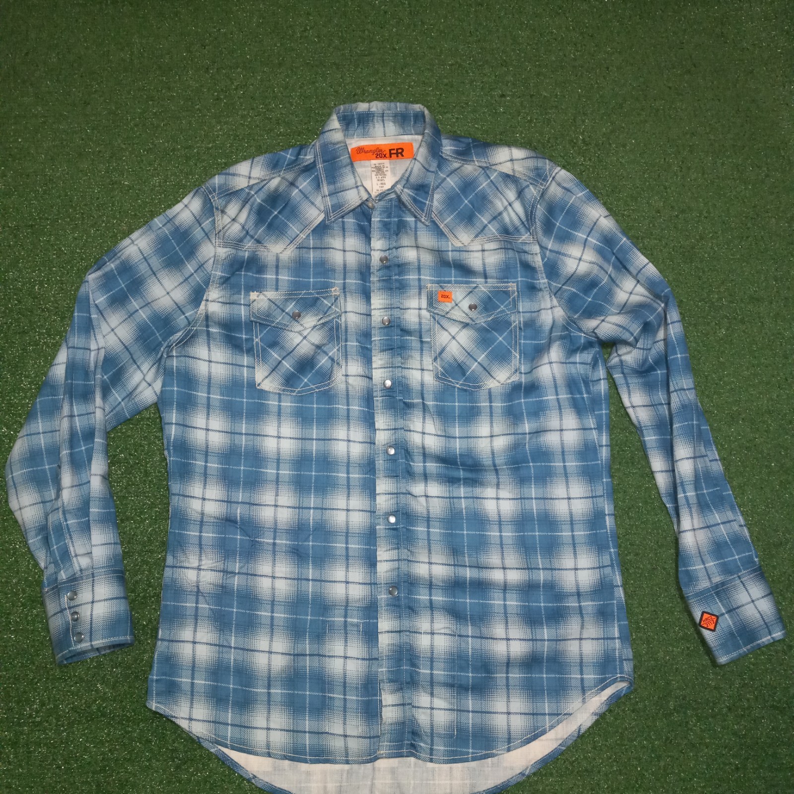Wrangle FR 20X Pearl Snap Shirt Long Sleeve LOOKS NEW Mens Large