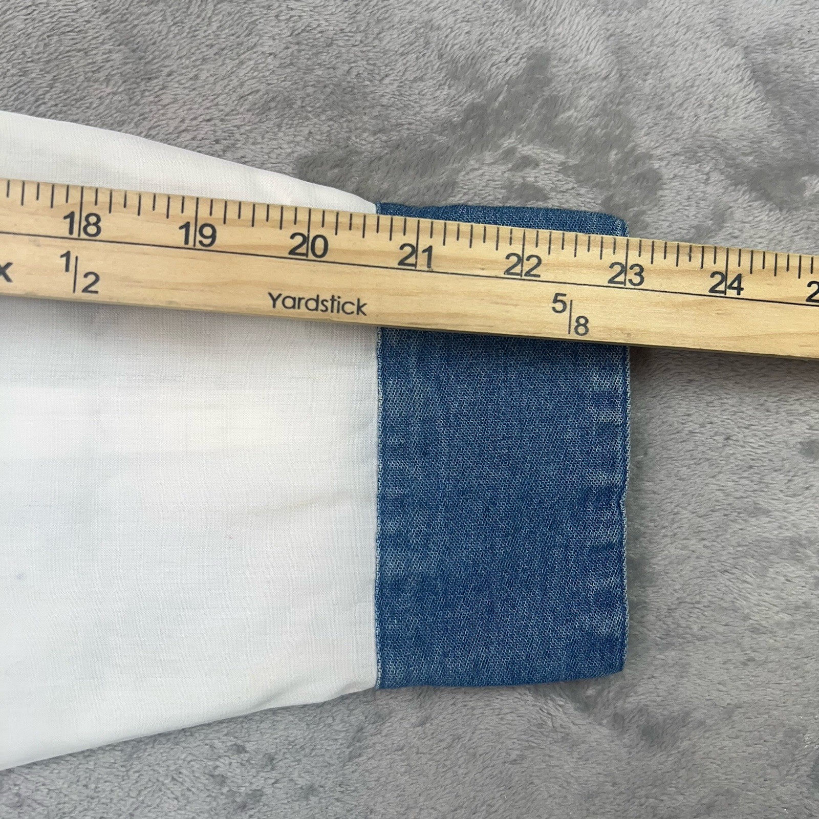 Vintage R & B COLLECTIONS Shirt Womens Small White Denim Collar Stick People USA
