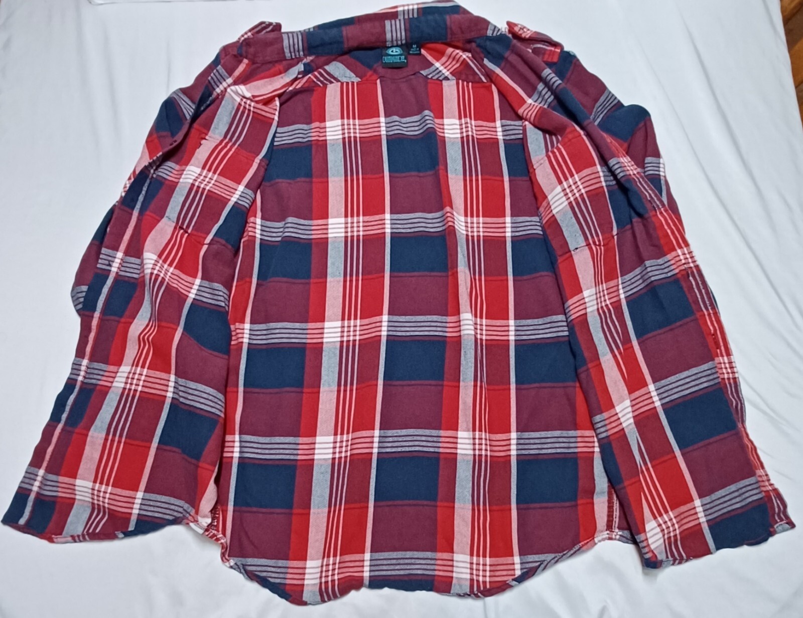 Burnside Red, Black, White & Gray Plaid Long Sleeve Button Up Flannel. Men’s M