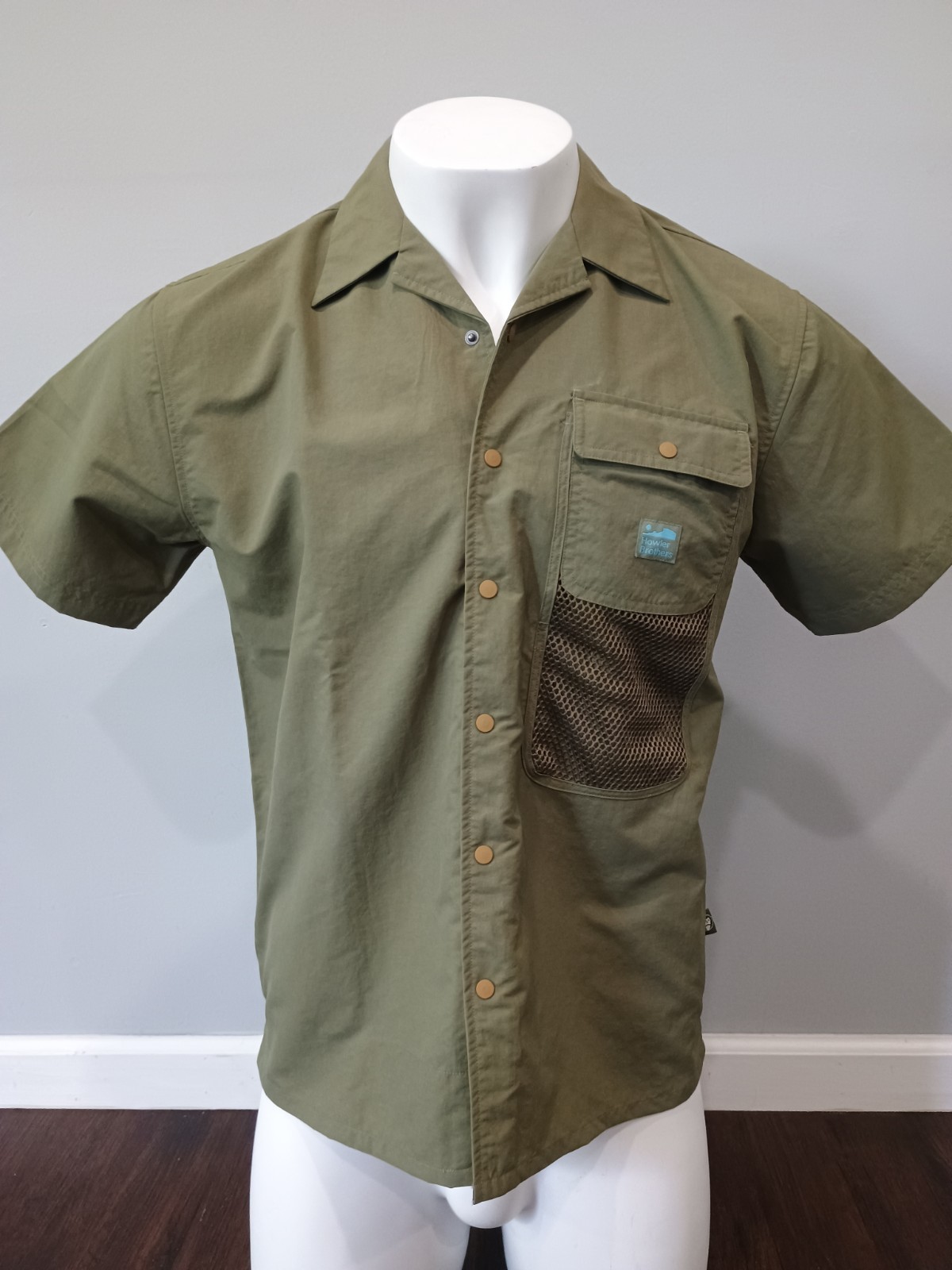 HOWLER BROS FORAGER Sz M Men Olive Green Snap Button Utility Short Sleeve Shirt