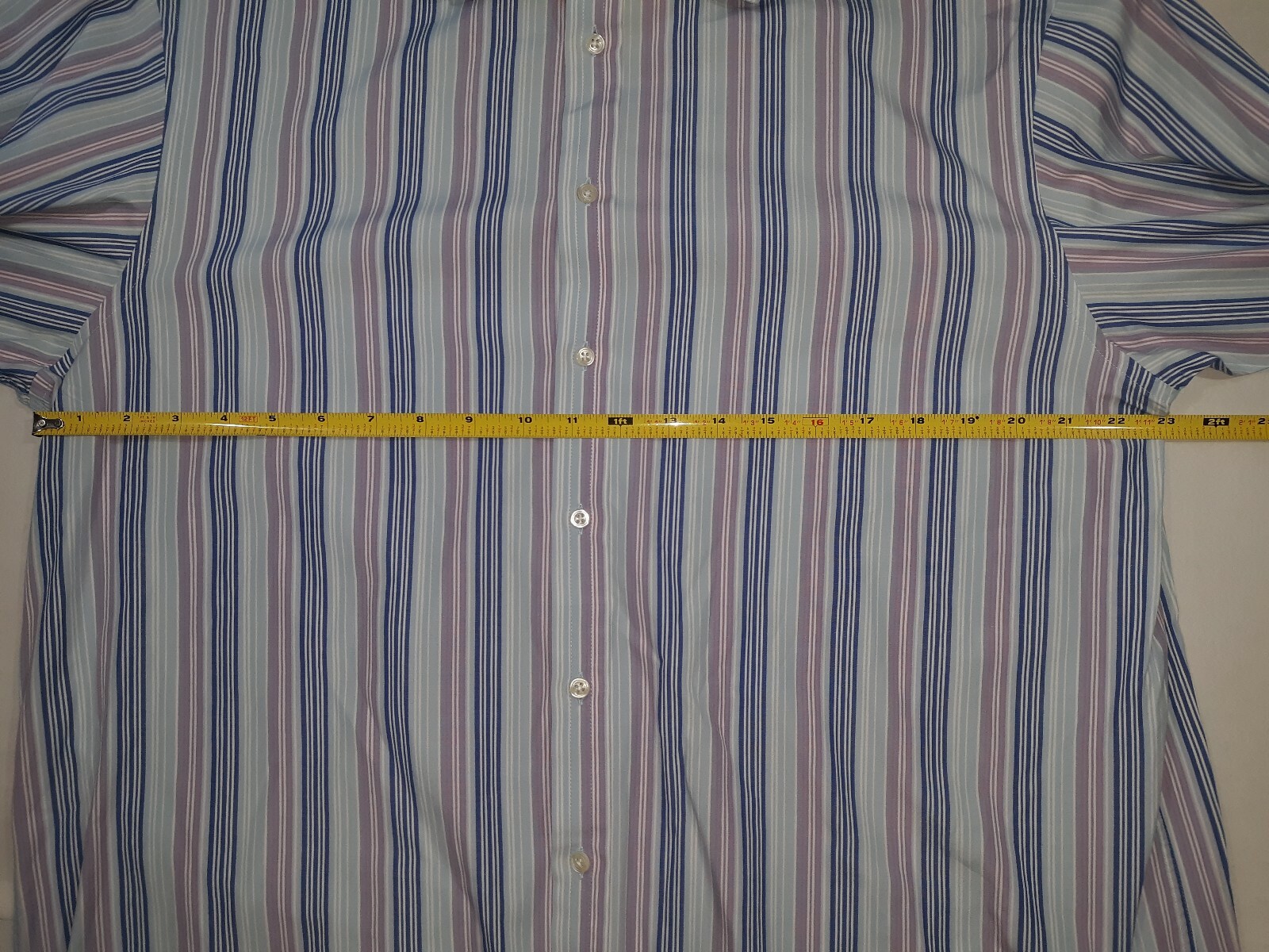 PINK (2) Mens Size 17;35 (43/89cm) Button-Front Shirts. (1) French Cuff, (1) Reg