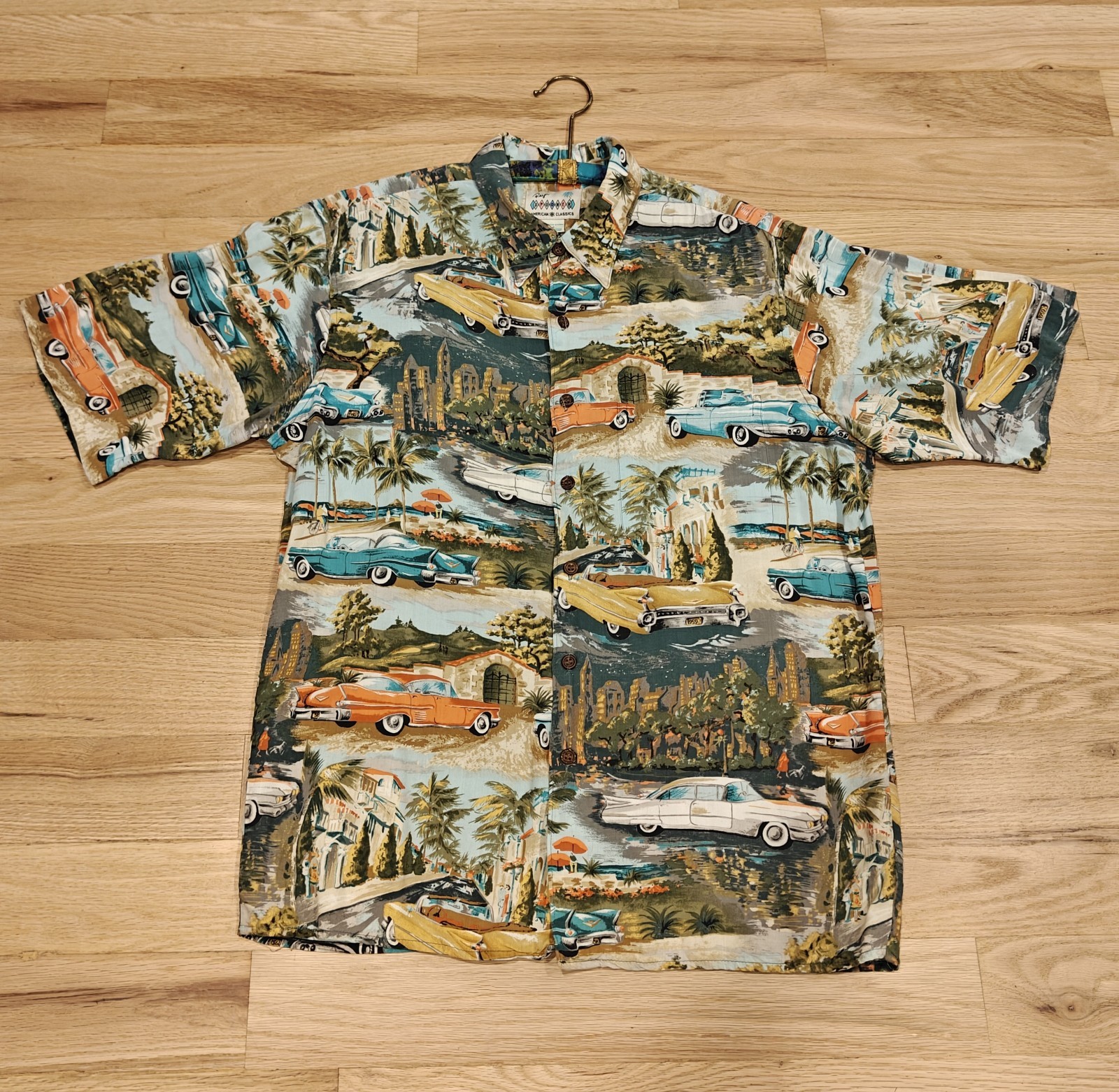 90s Reyn Spooner Classic Cars Spun Rayon Aloha Shirt Medium Coconut Buttons
