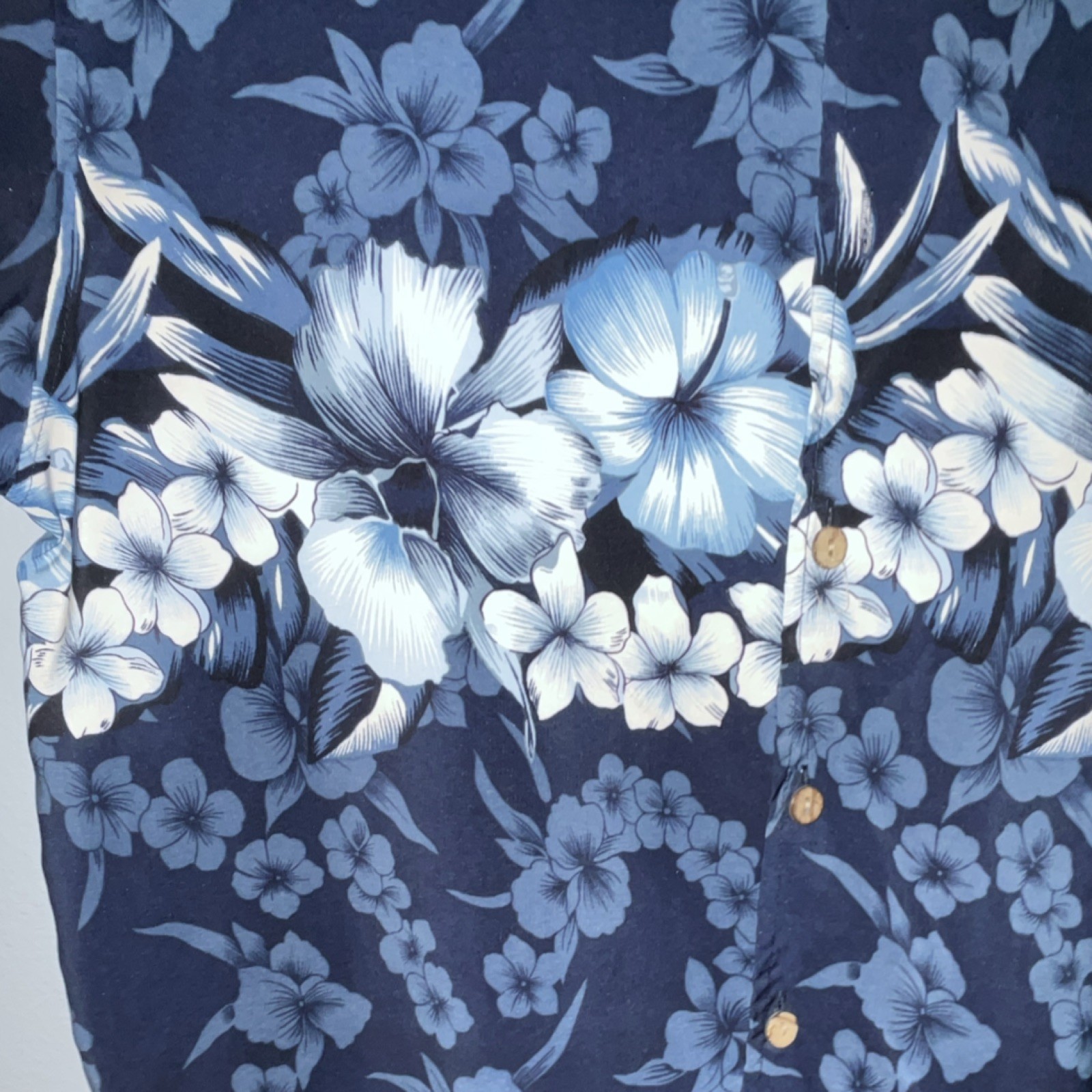 Bullhead Island Series Blue Floral Hawaiian Button-Up Shirt XL Short Sleeve