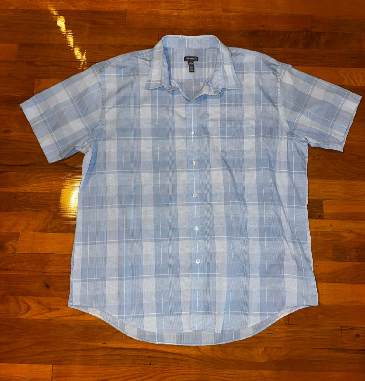 VAN HEUSEN Blue Plaid Short Sleeved Shirt ~ Cotton/Poly ~ Size XXL (18-18 1/2)