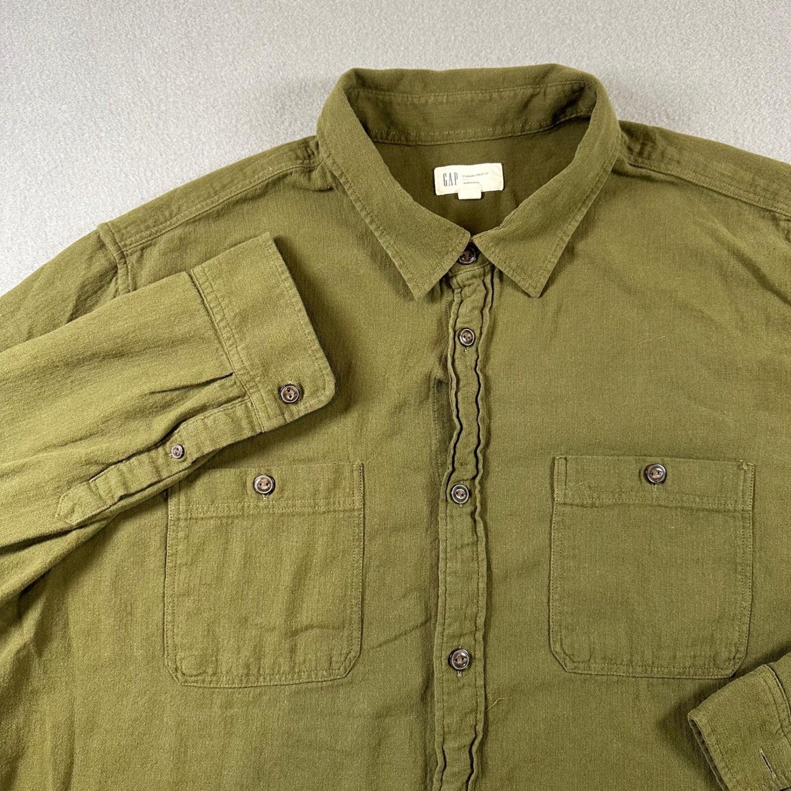 Gap Mens XL Olive Green Herringbone Brushed Cotton Utility Button Down Shirt
