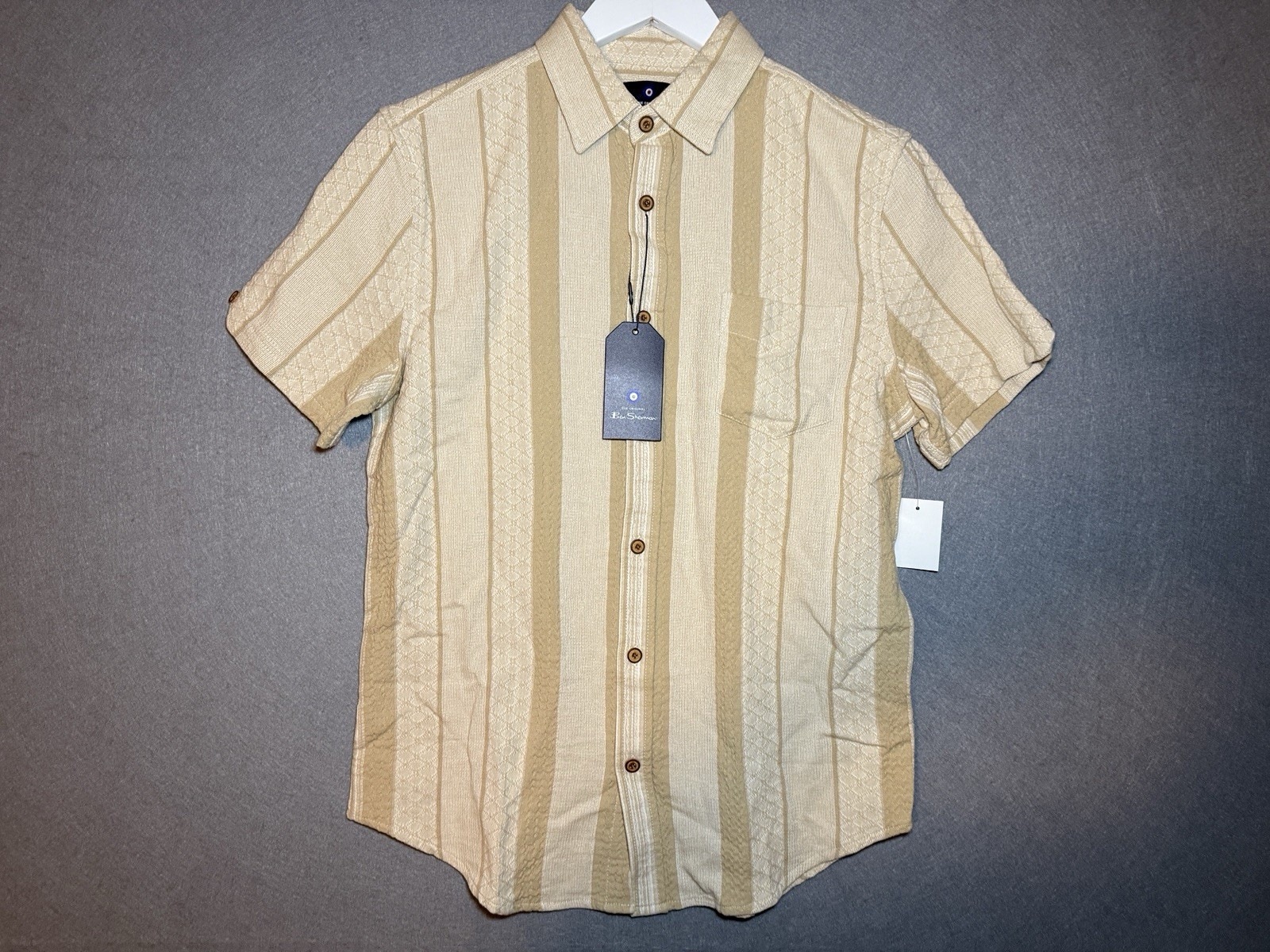 Ben Sherman Men’s S Short Sleeve Button Up Shirt Beige Tan Cream Safari Stripe