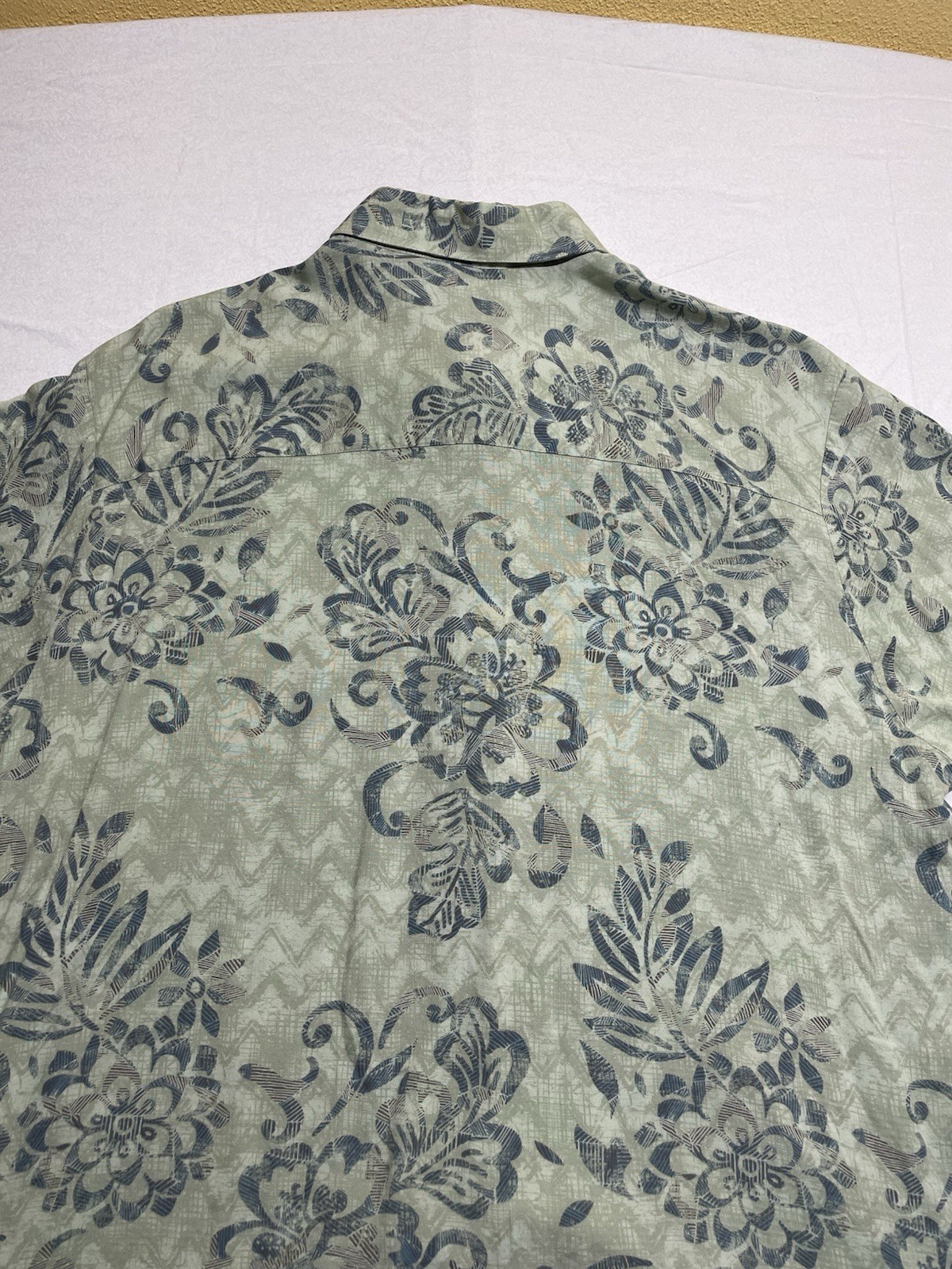 Natural Issue Men’s XL Green/Blue Floral Rayon Woven Lightweight Short Sleeve