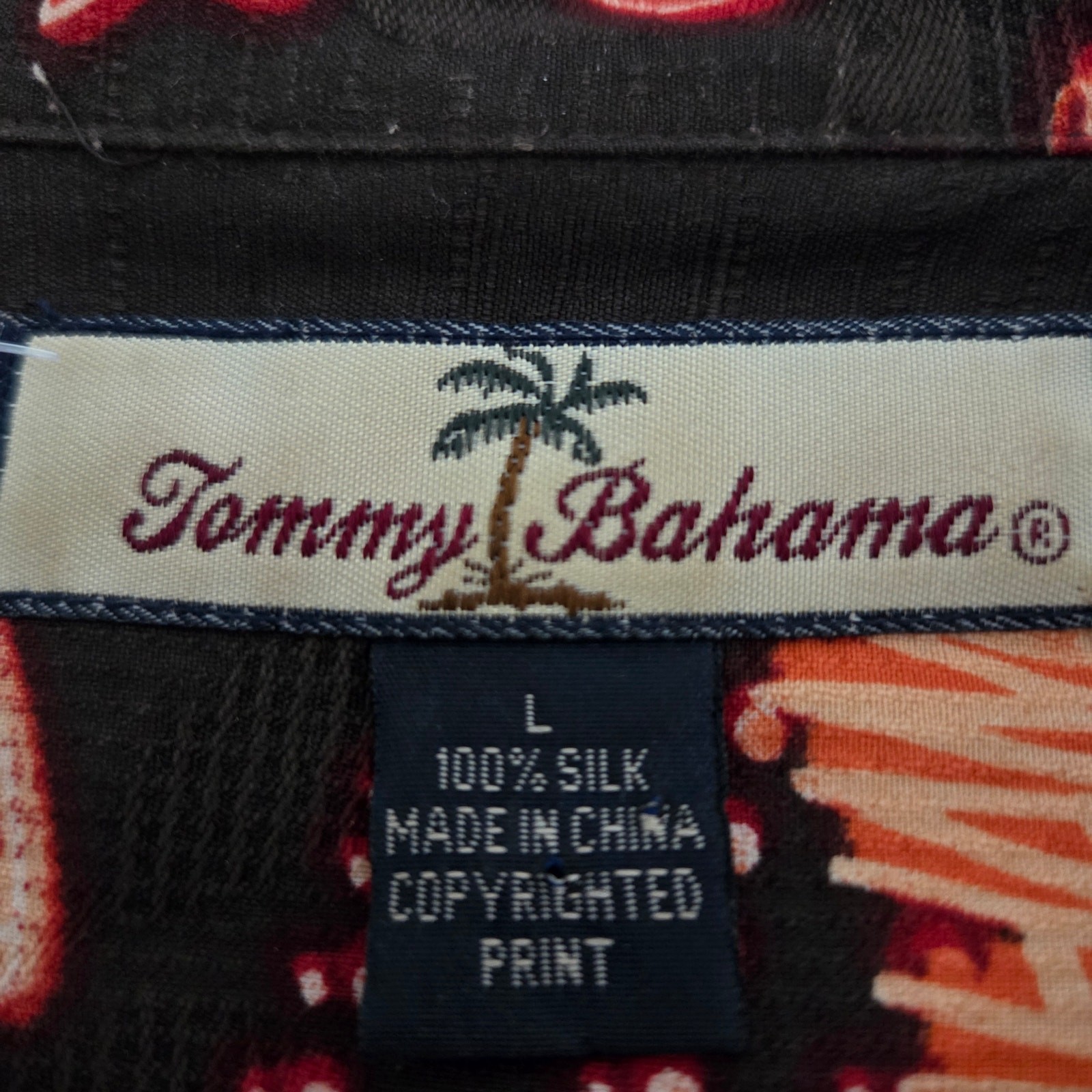 Men’s 100% Silk Relax Bar None Shirt by Tommy Bahama, Size Large