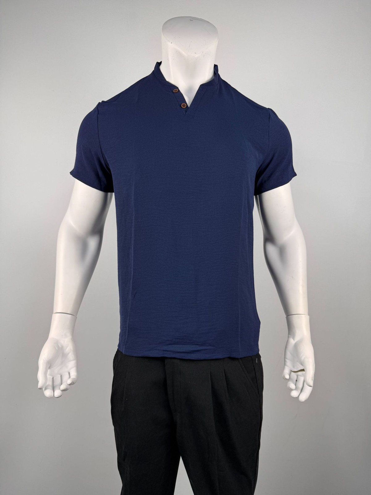 Men’s V-neck breathable moisture-wicking casual sports lightweight short sleeve