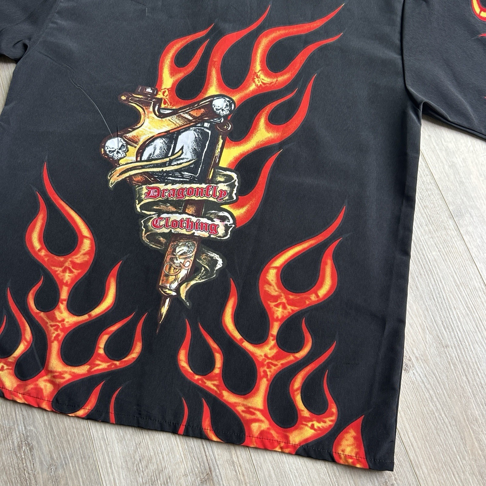Dragonfly Clothing Sapphire Lounge SS Shirt Flames & Tattoo Gun Mens Large