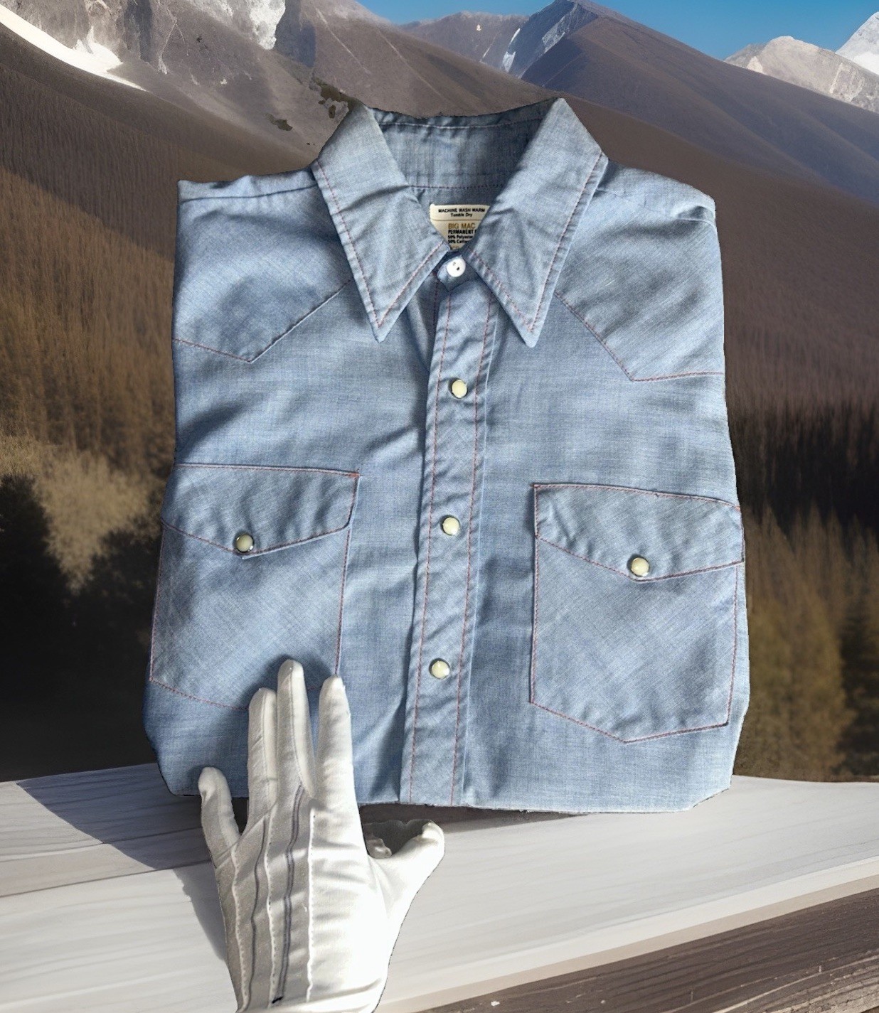 Vintage 70s JCPenney Big Mac Chambray Denim Shirt Men’s Medium Pearl Snap.
