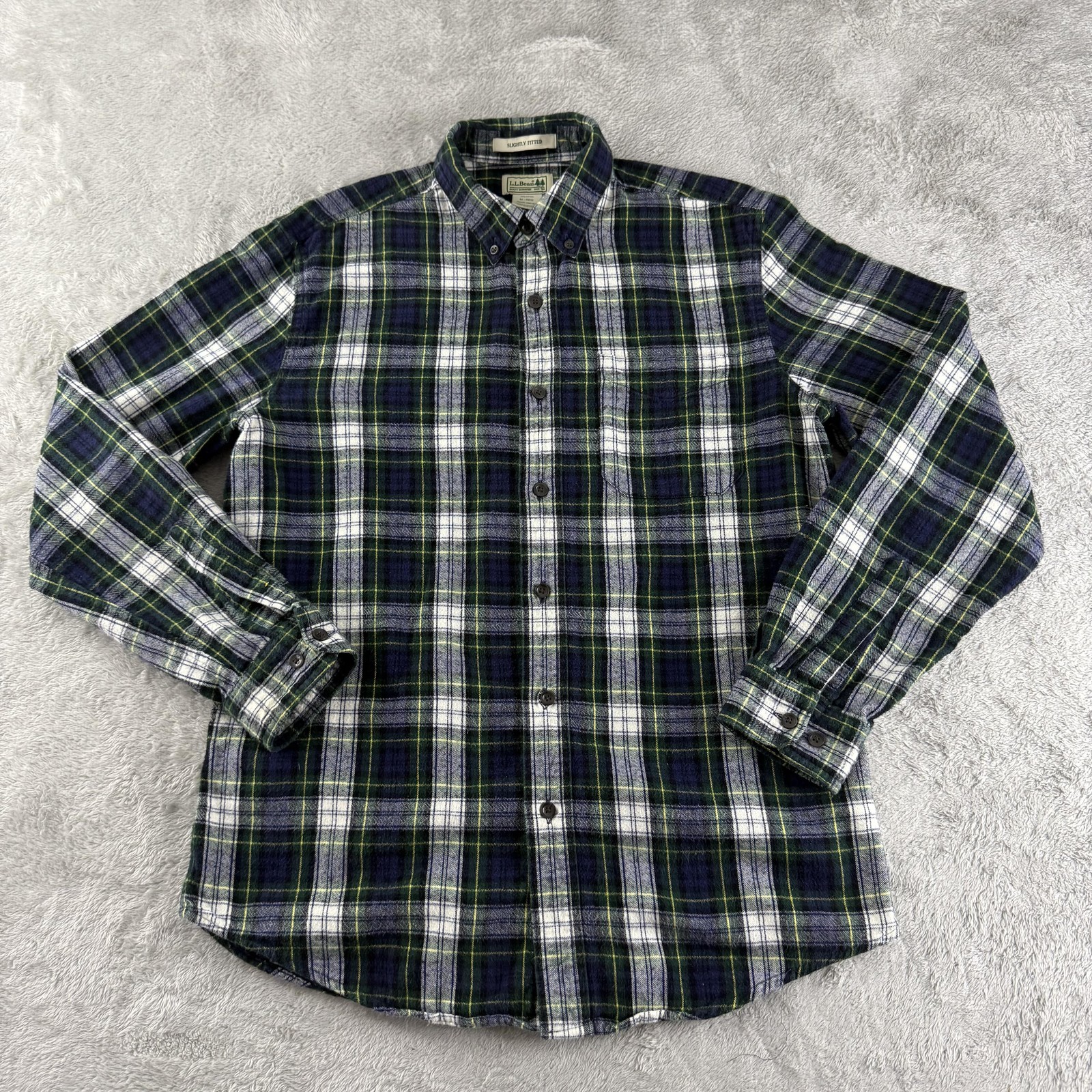 LL Bean Shirt Mens Medium Blue Green Scotch Plaid Flannel Slim Casual Cabincore