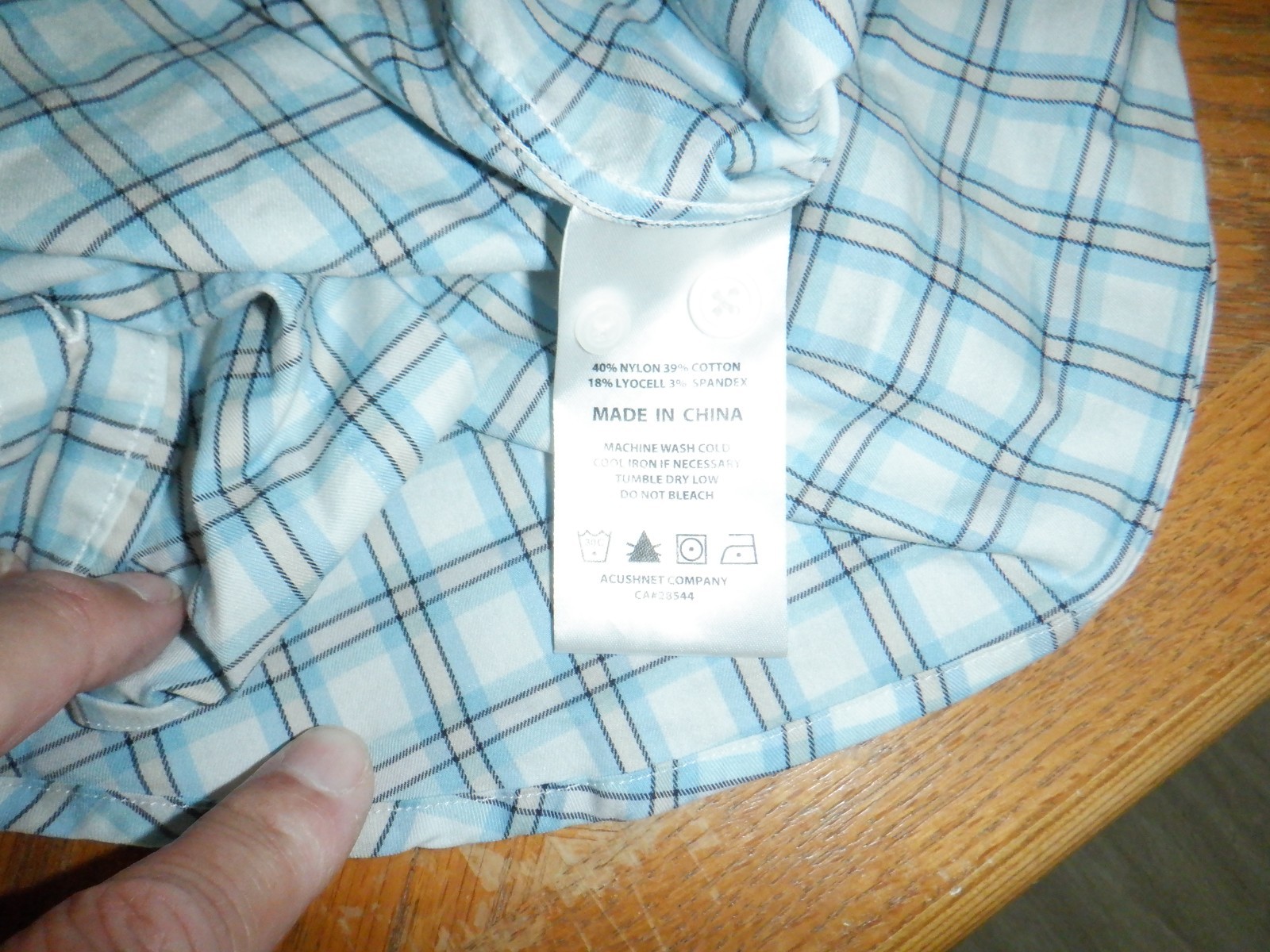 Men’s FJ FootJoy sz Medium Blue & White Check Nylon/Spandex Blend LS Shirt