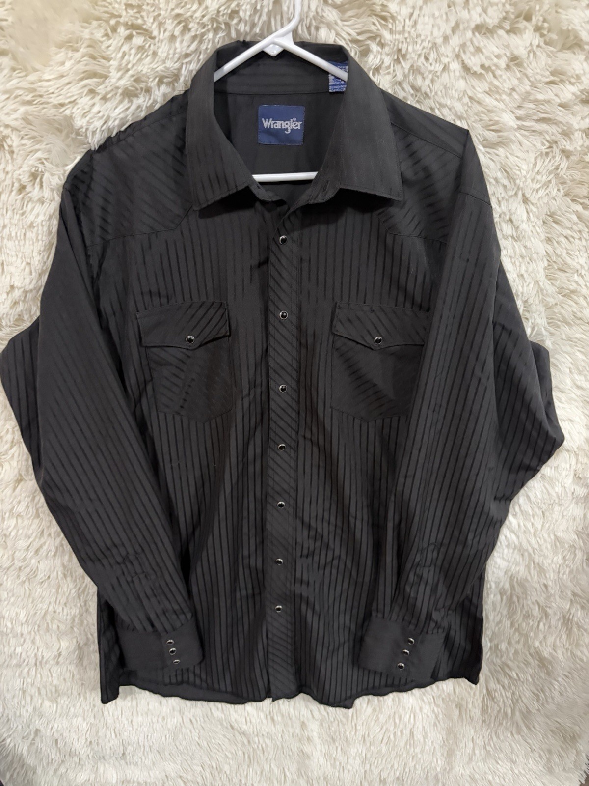 Men’s Wrangler Black Pinstripe Snap Button-up Shirt With Vertical Stripes XL