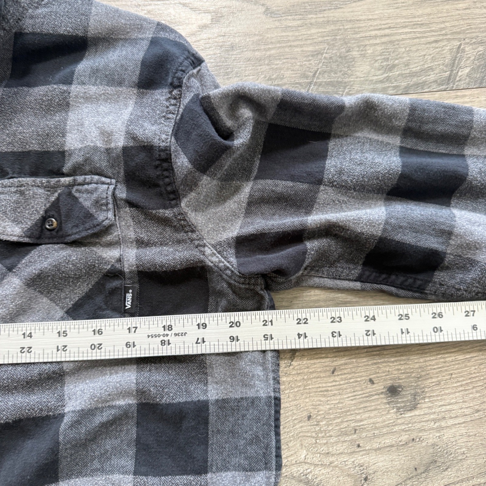 Vans Mens Large Classic Fit Buffalo Plaid Flannel Shirt Black Grey Off The Wall