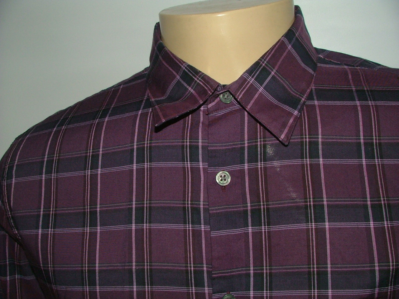 MENS JOHN VARVATOS LUXE CASUAL SHIRT SIZE L 100%COTTON PURPLE BLACK PLAIDS #455