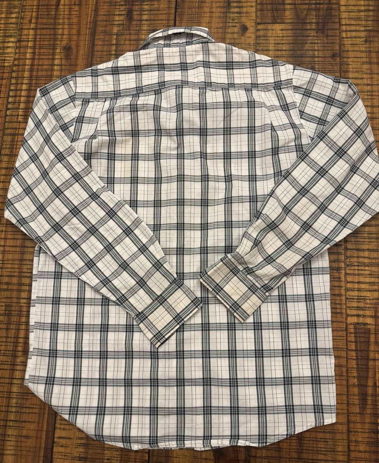 Wrangler Authentics Mens Small Plaid Button Down Shirt Long Sleeve Gray White