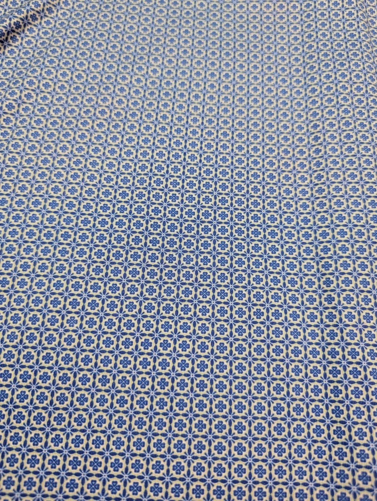 Johnston & Murphy Performance Button Up Shirt Men’s Medium Blue Geometric Print