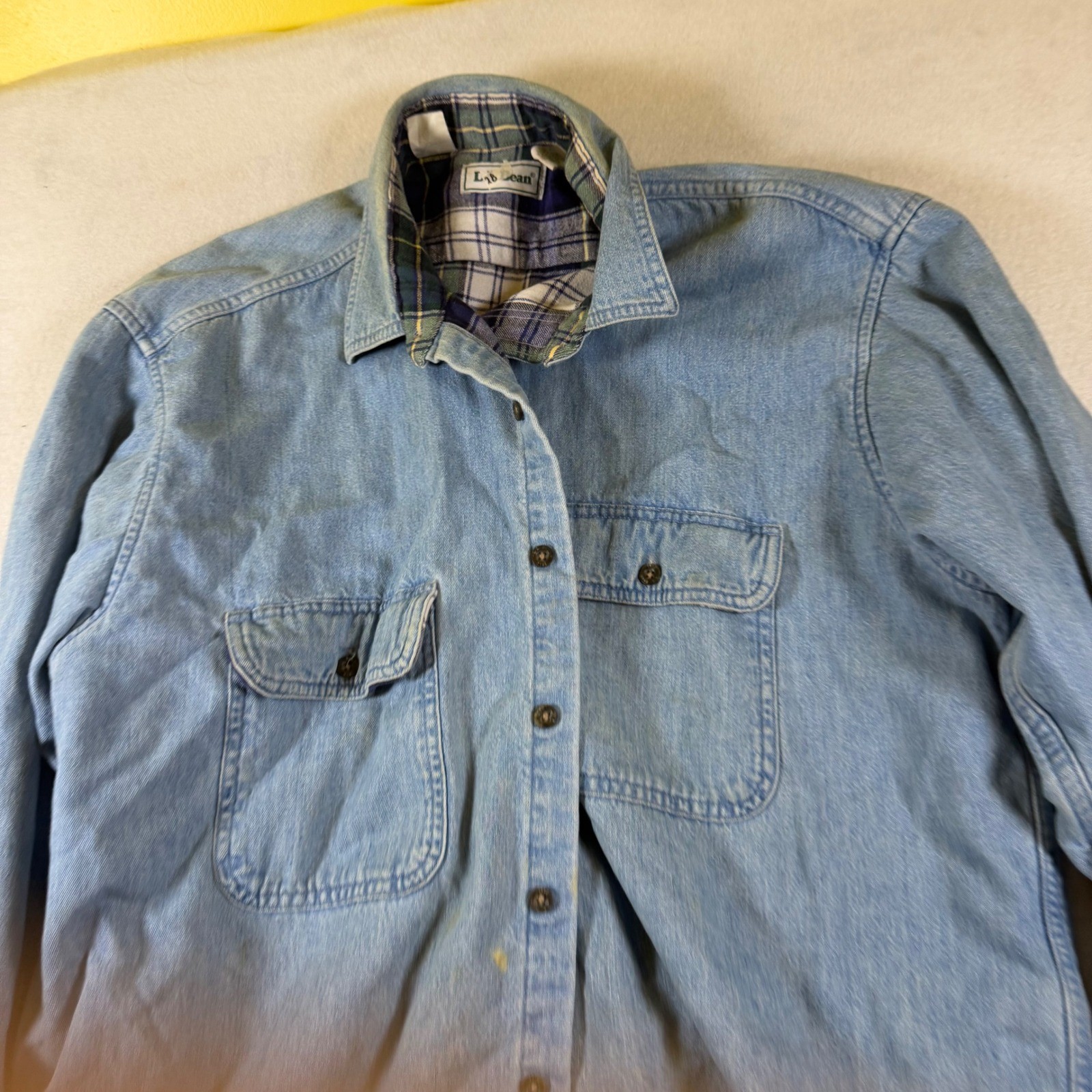 LL Bean Mens Large Flannel Lined Denim Shirt Light Wash Blue Cotton E200 Canada