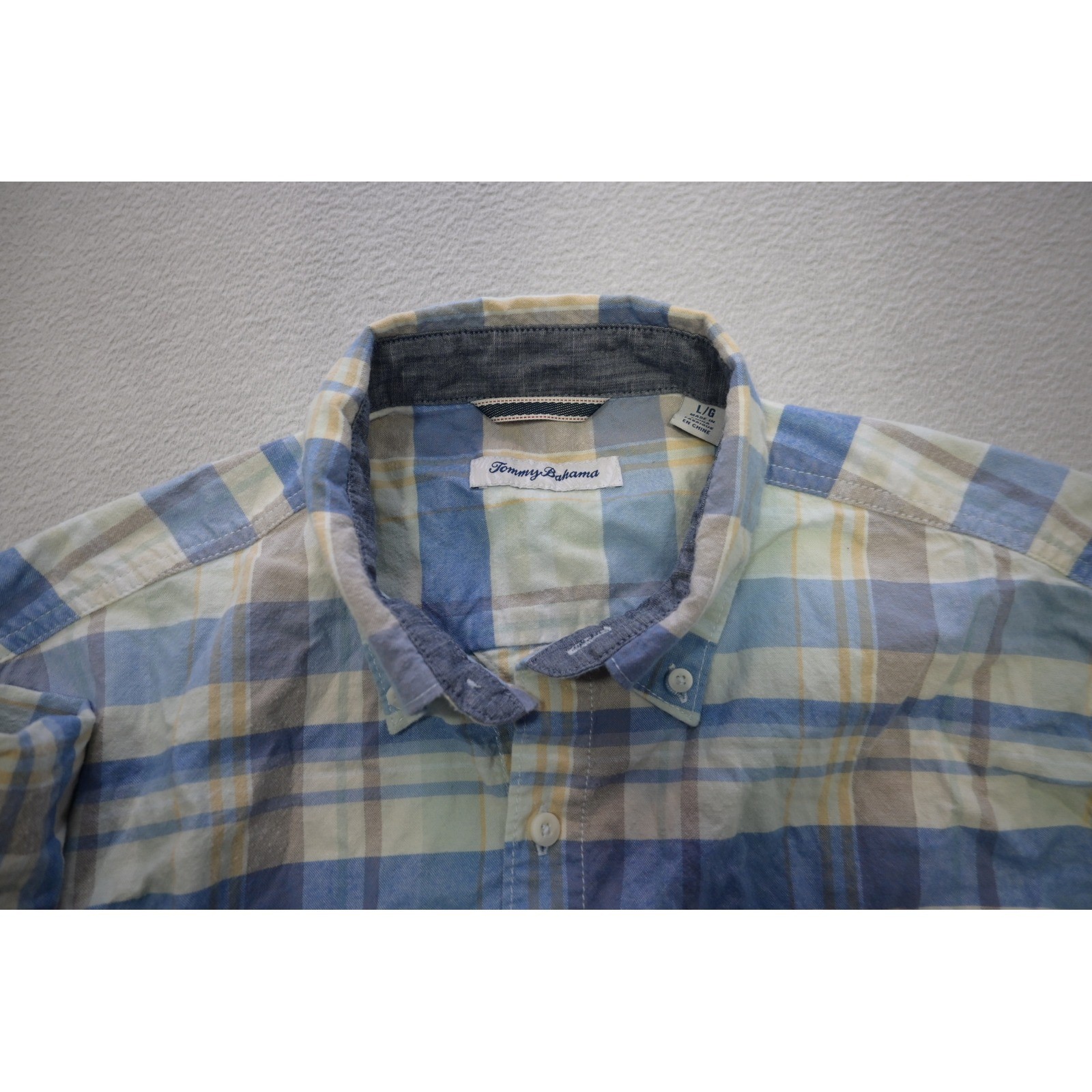Tommy Bahama Button Down Dress Shirt Mens Large Blue Plaid Long Sleeve EUC