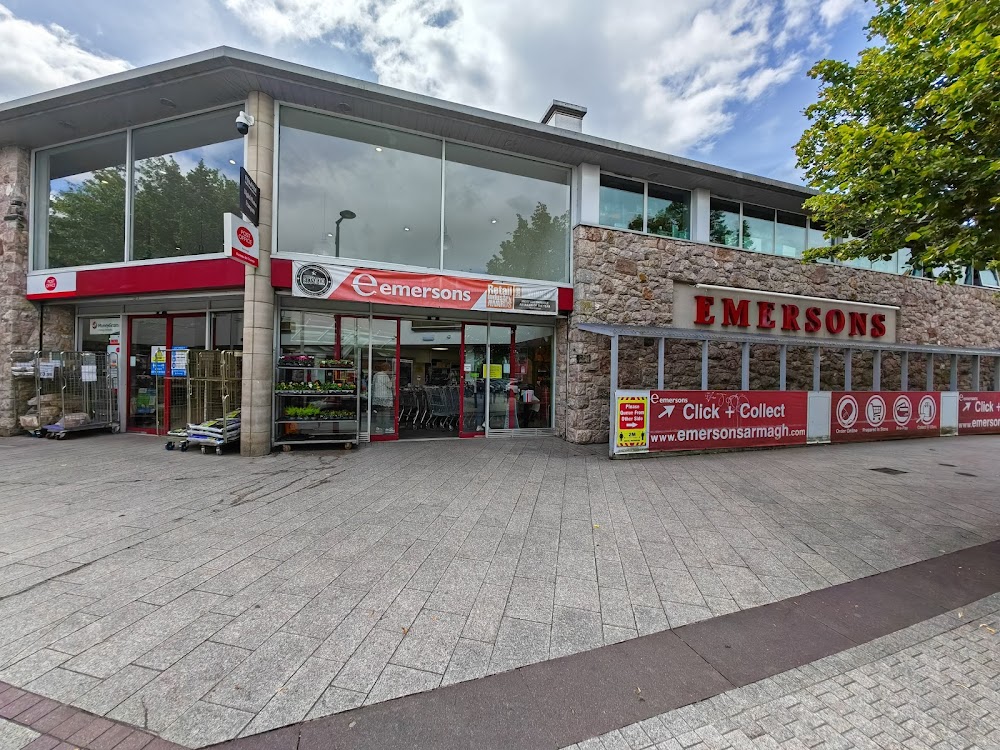 Emersons Supermarket McCrumbs Court Entrance